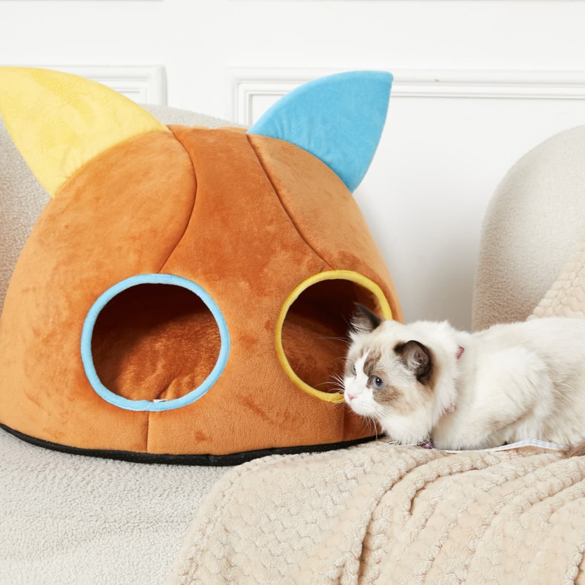 1 pièce Lit pour animaux domestiques, forme intéressante et amusante, lit pour chat/chien doux et confortable avec coussin, convient pour les